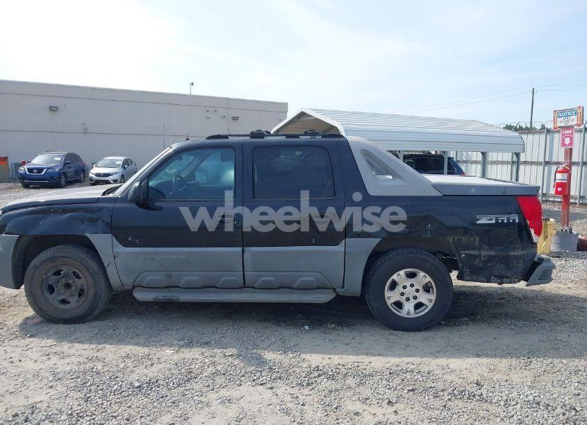 Photo 15 of 2002 Chevrolet Avalanche 1500 (VIN 3GNEC13T02G219796)