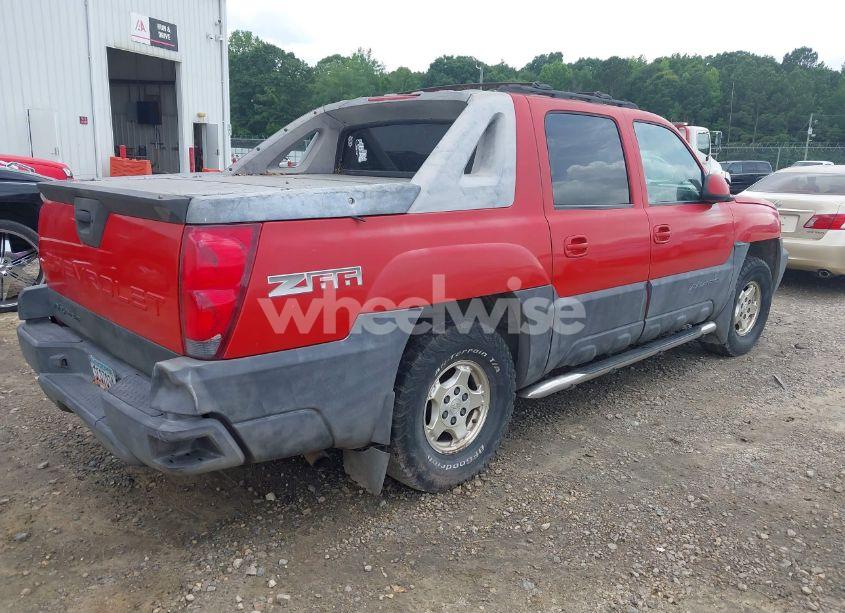 Photo 4 of 2003 Chevrolet Avalanche 1500 (VIN 3GNEC13T03G196148)