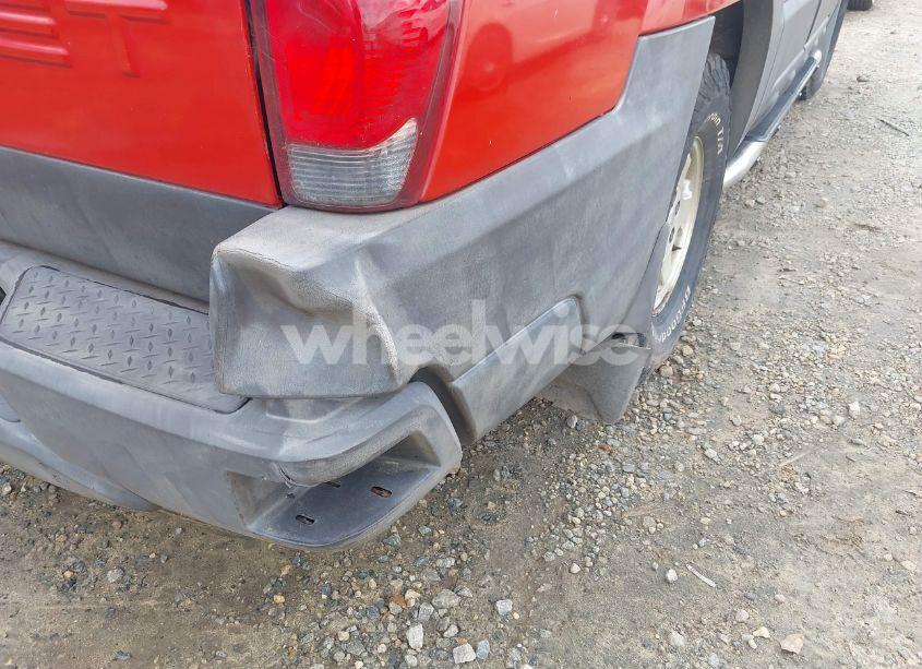 Photo 6 of 2003 Chevrolet Avalanche 1500 (VIN 3GNEC13T03G196148)