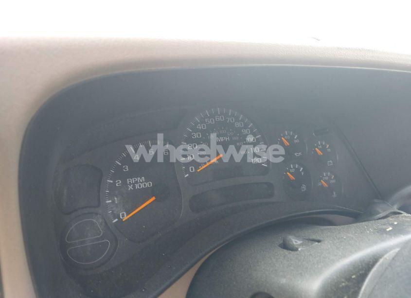 Photo 7 of 2003 Chevrolet Avalanche 1500 (VIN 3GNEC13T03G196148)