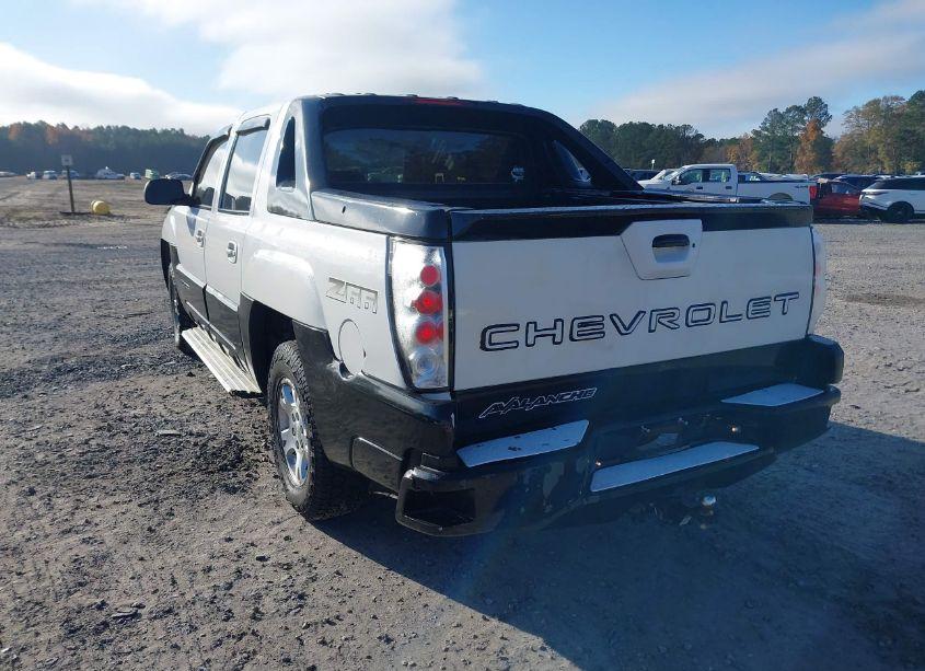 Photo 3 of 2002 Chevrolet Avalanche 1500 (VIN 3GNEC13T12G155526)