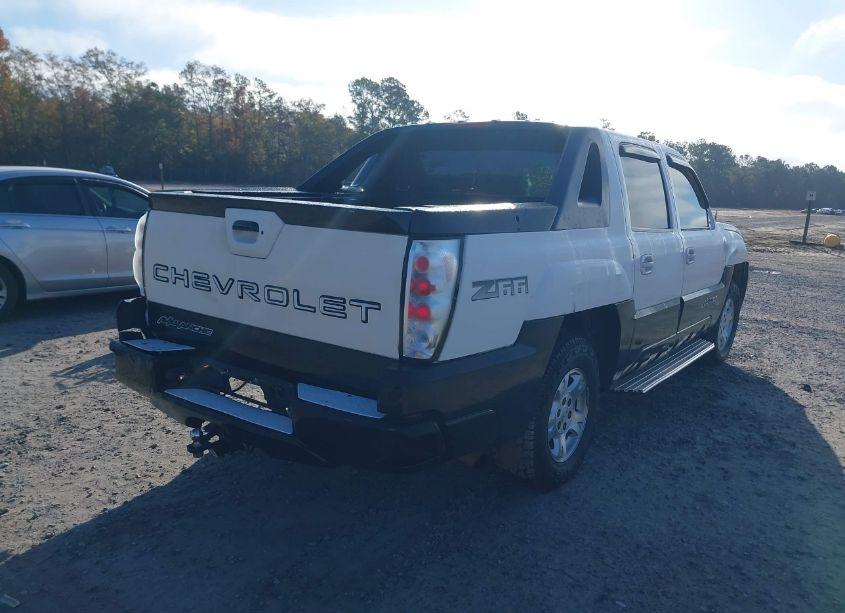 Photo 4 of 2002 Chevrolet Avalanche 1500 (VIN 3GNEC13T12G155526)