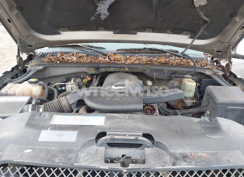 Photo 10 of 2002 Chevrolet Avalanche 1500 (VIN 3GNEC13T32G117179)