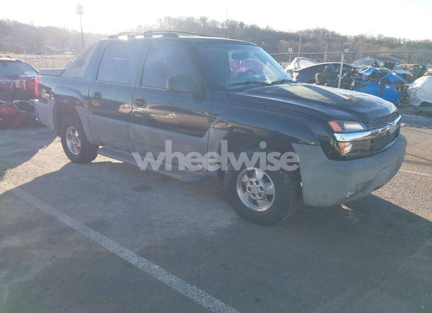 2002 Chevrolet Avalanche 1500 (VIN 3GNEC13T32G268216) main photo