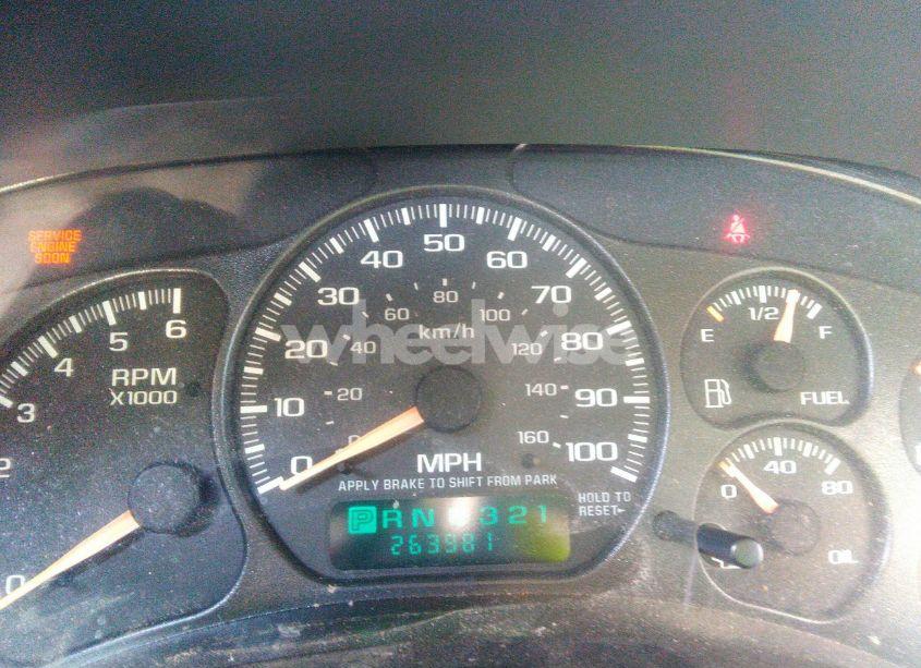 Photo 7 of 2002 Chevrolet Avalanche 1500 (VIN 3GNEC13T32G351063)