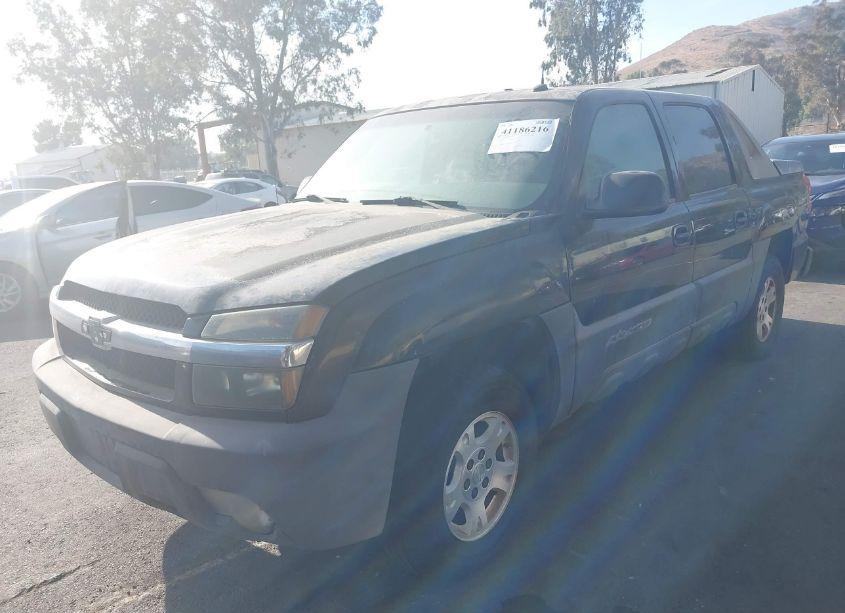 Photo 2 of 2003 Chevrolet Avalanche 1500 (VIN 3GNEC13T43G115278)