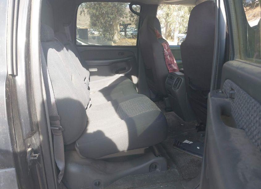 Photo 8 of 2003 Chevrolet Avalanche 1500 (VIN 3GNEC13T43G115278)