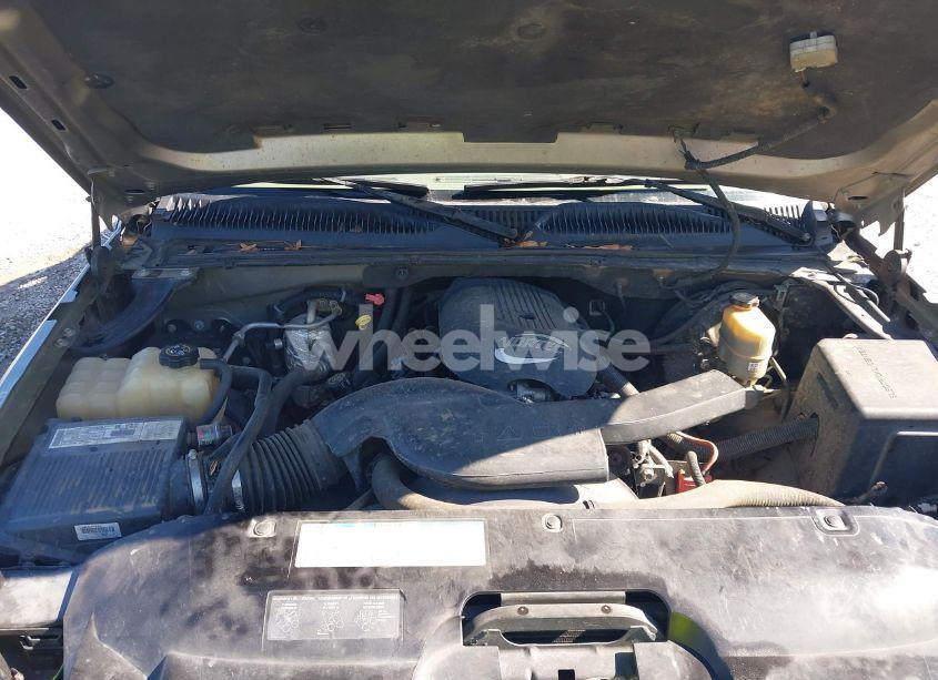 Photo 10 of 2002 Chevrolet Avalanche 1500 (VIN 3GNEC13T52G169140)