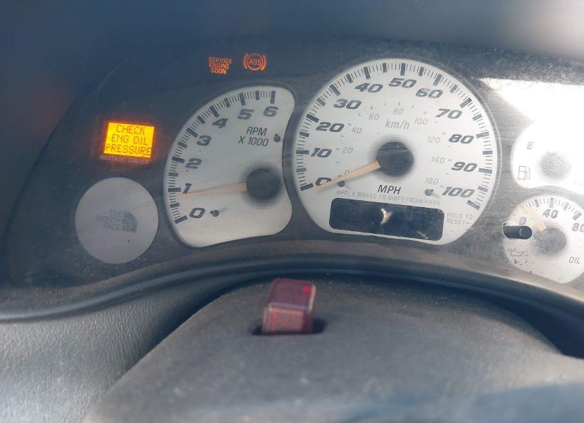 Photo 7 of 2002 Chevrolet Avalanche 1500 (VIN 3GNEC13T62G139774)