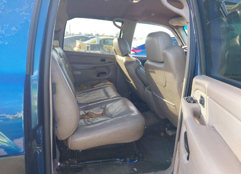 Photo 8 of 2002 Chevrolet Avalanche 1500 (VIN 3GNEC13T62G139774)