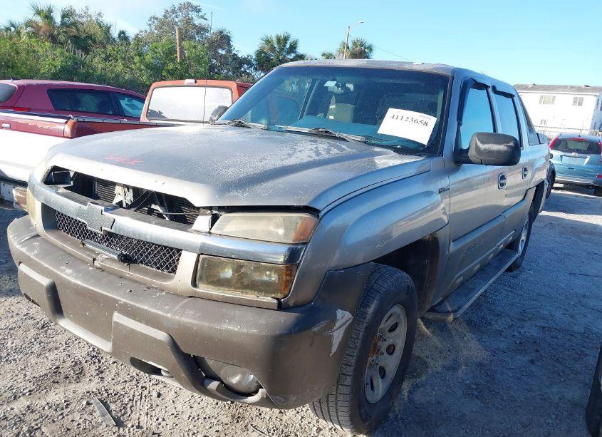 Photo 2 of 2002 Chevrolet Avalanche 1500 (VIN 3GNEC13T62G310491)