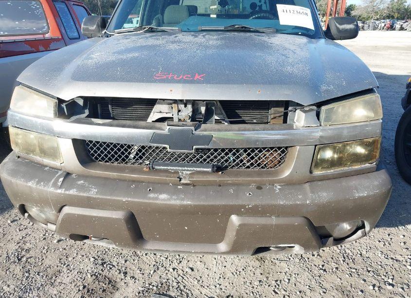 Photo 6 of 2002 Chevrolet Avalanche 1500 (VIN 3GNEC13T62G310491)