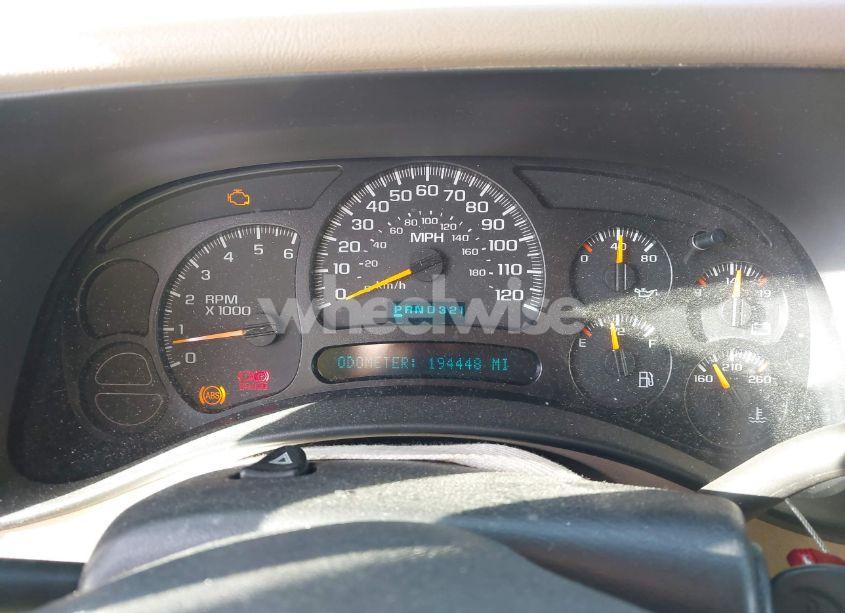 Photo 7 of 2003 Chevrolet Avalanche 1500 (VIN 3GNEC13T63G170282)