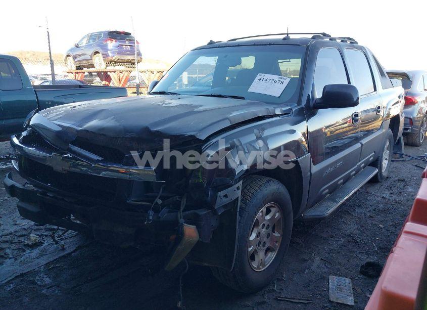 Photo 2 of 2003 Chevrolet Avalanche 1500 (VIN 3GNEC13T63G213650)