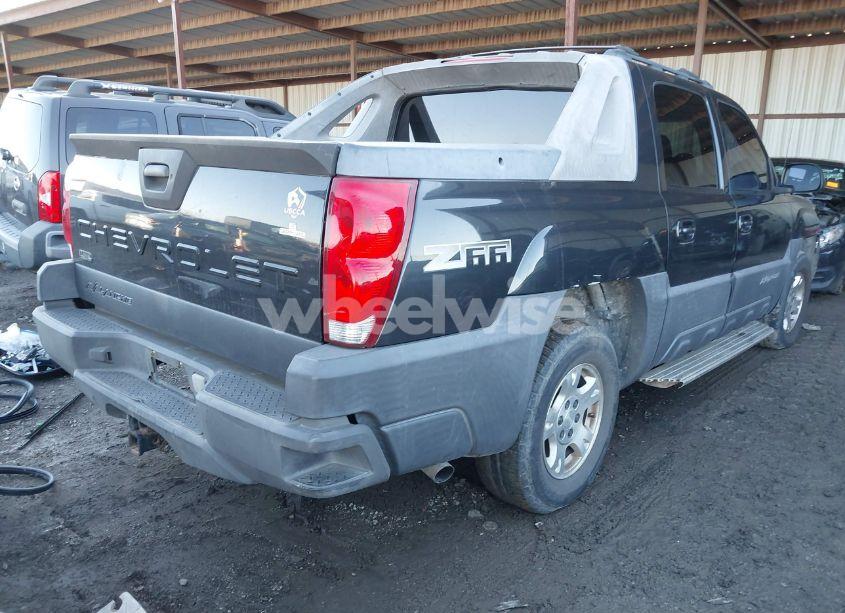 Photo 4 of 2003 Chevrolet Avalanche 1500 (VIN 3GNEC13T63G213650)