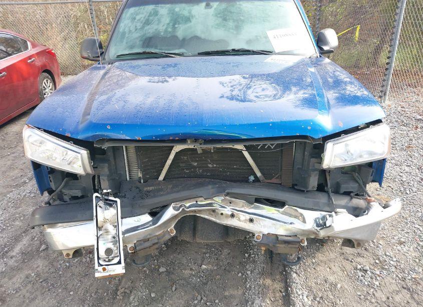 Photo 6 of 2003 Chevrolet Avalanche 1500 (VIN 3GNEC13T73G285280)