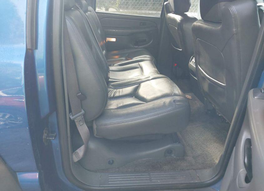 Photo 8 of 2003 Chevrolet Avalanche 1500 (VIN 3GNEC13T73G285280)