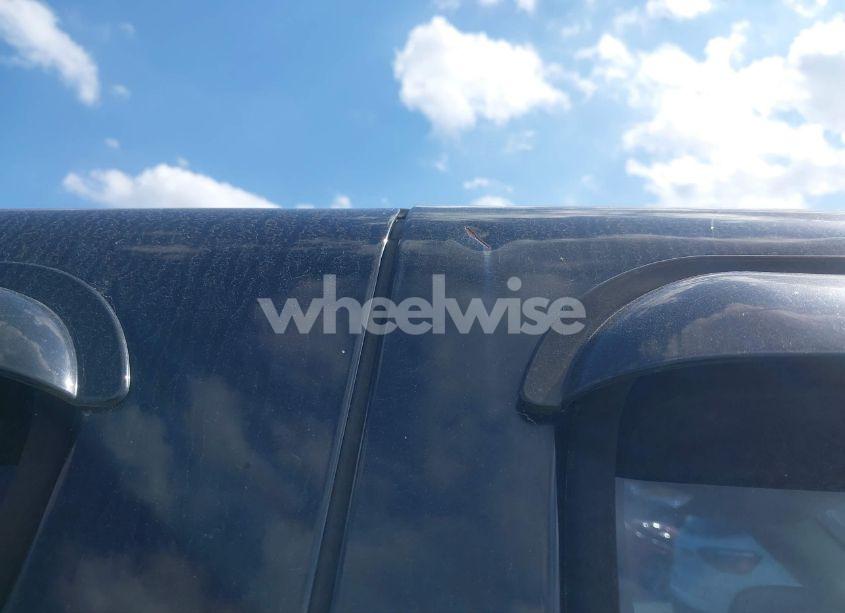 Photo 12 of 2003 Chevrolet Avalanche 1500 (VIN 3GNEC13T73G311537)