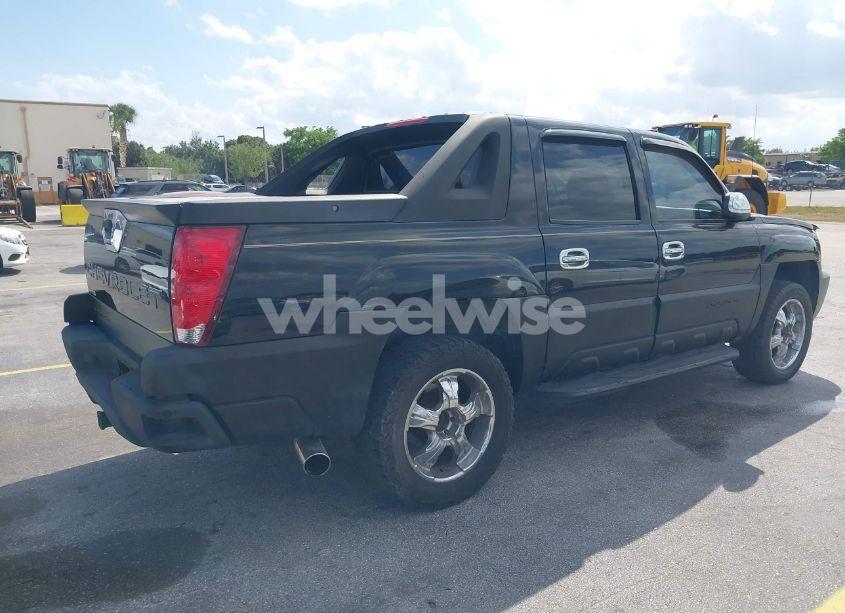 Photo 4 of 2003 Chevrolet Avalanche 1500 (VIN 3GNEC13T73G311537)