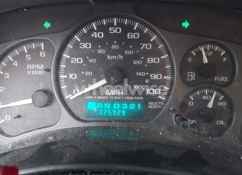 Photo 7 of 2002 Chevrolet Avalanche 1500 (VIN 3GNEC13T82G169147)