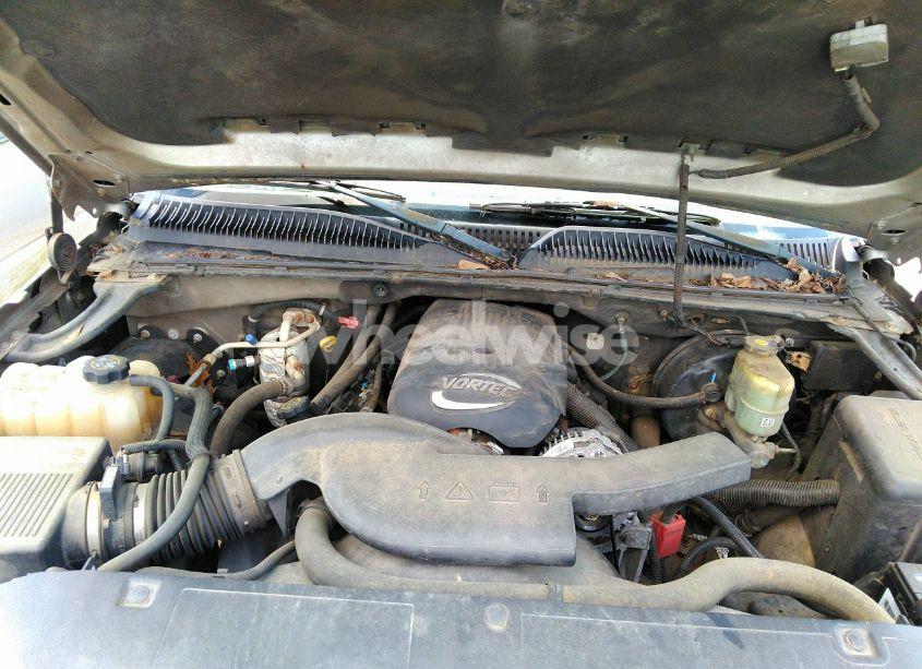 Photo 10 of 2002 Chevrolet Avalanche 1500 (VIN 3GNEC13T82G302926)