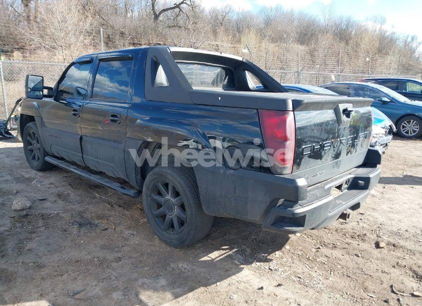 Photo 3 of 2003 Chevrolet Avalanche 1500 (VIN 3GNEC13T83G194910)