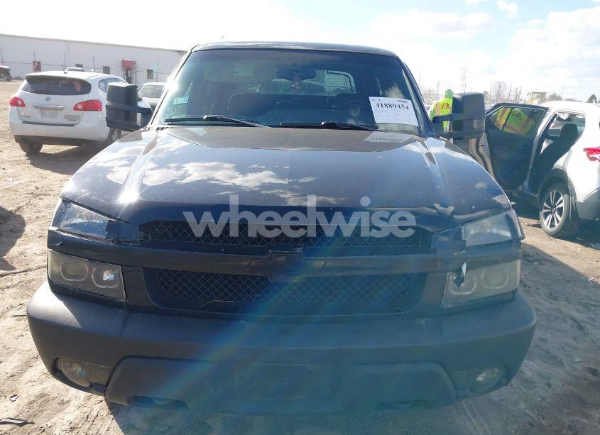 Photo 6 of 2003 Chevrolet Avalanche 1500 (VIN 3GNEC13T83G194910)