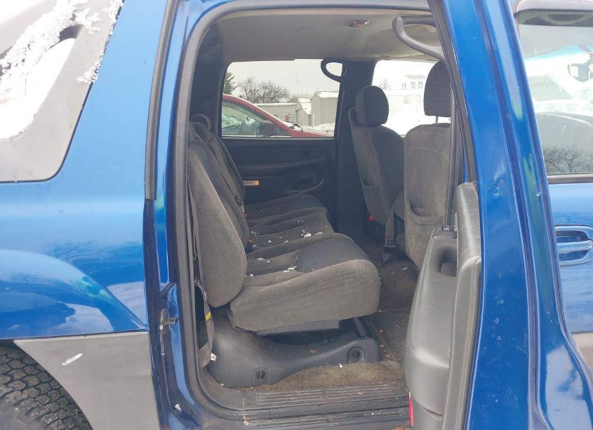 Photo 8 of 2003 Chevrolet Avalanche 1500 (VIN 3GNEC13T83G221281)