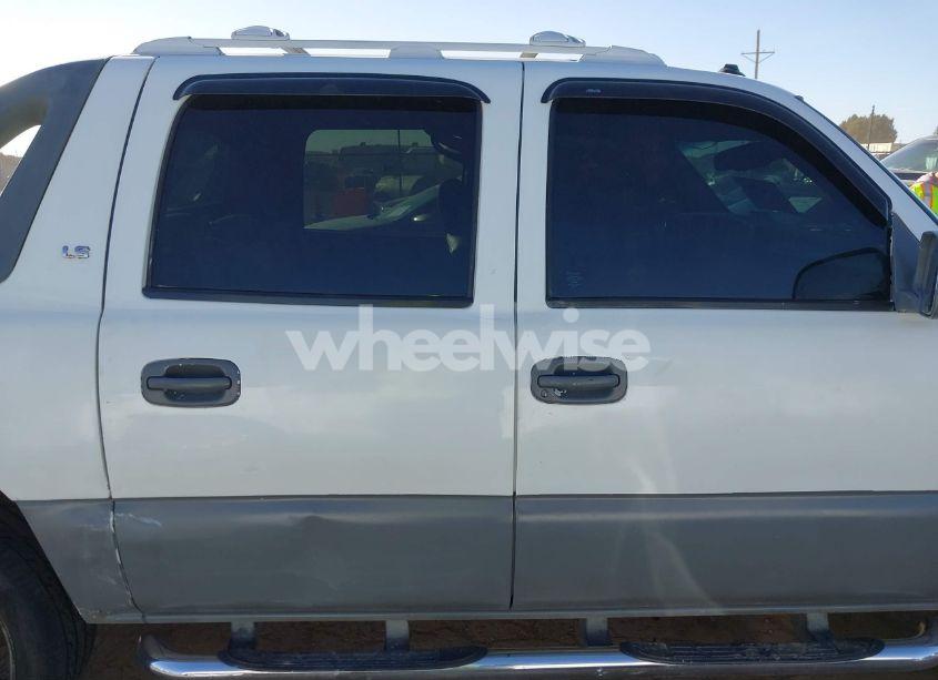 Photo 14 of 2003 Chevrolet Avalanche 1500 (VIN 3GNEC13T83G291671)