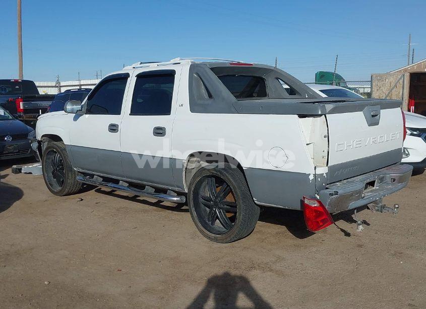 Photo 3 of 2003 Chevrolet Avalanche 1500 (VIN 3GNEC13T83G291671)
