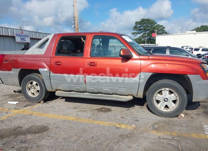 Photo 13 of 2002 Chevrolet Avalanche 1500 (VIN 3GNEC13T92G139817)