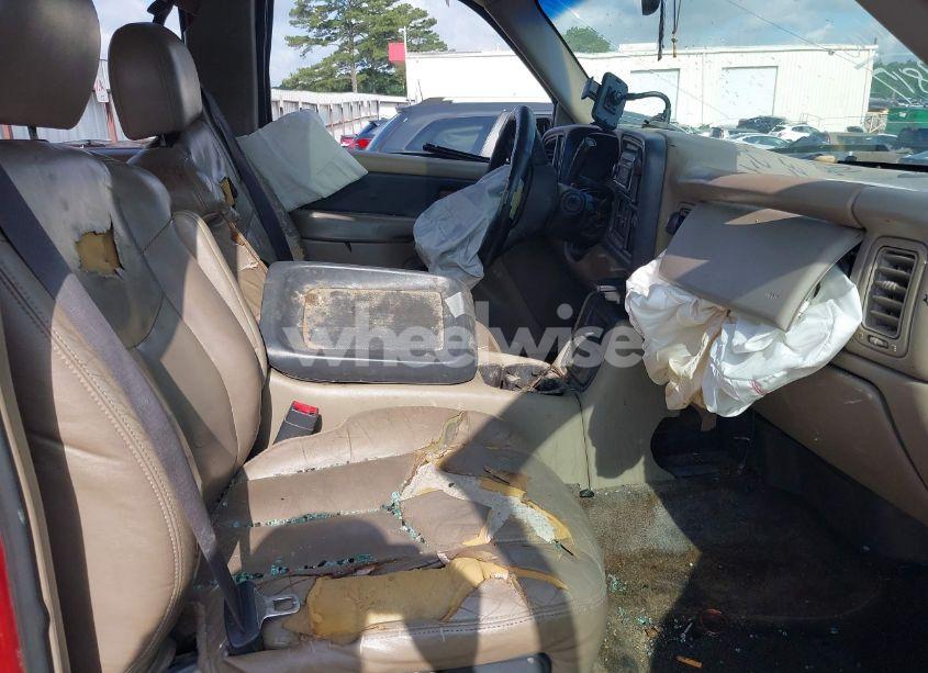 Photo 5 of 2002 Chevrolet Avalanche 1500 (VIN 3GNEC13T92G139817)