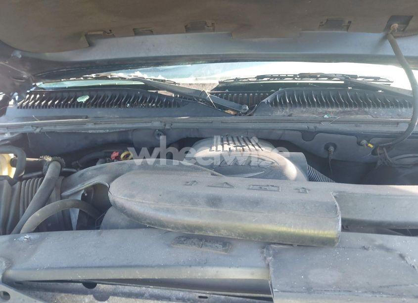 Photo 10 of 2002 Chevrolet Avalanche 1500 (VIN 3GNEC13T92G315409)