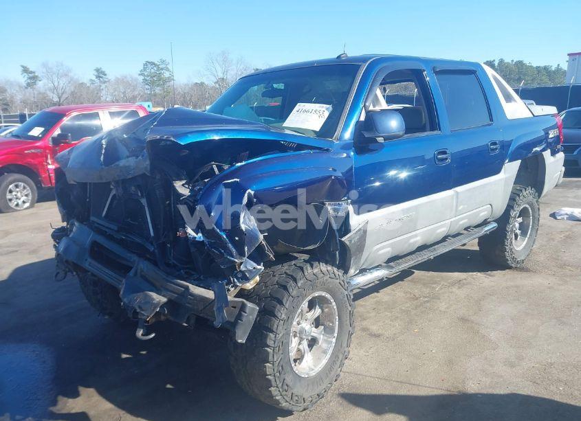 Photo 2 of 2002 Chevrolet Avalanche 1500 (VIN 3GNEC13T92G315409)
