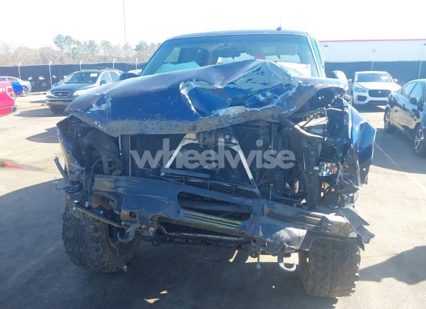 Photo 6 of 2002 Chevrolet Avalanche 1500 (VIN 3GNEC13T92G315409)