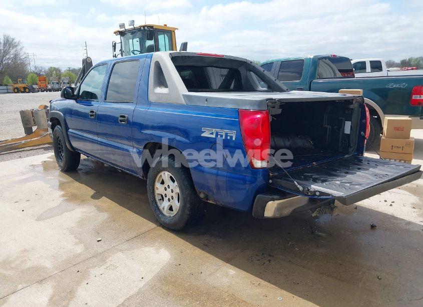 Photo 3 of 2003 Chevrolet Avalanche 1500 (VIN 3GNEC13T93G317713)