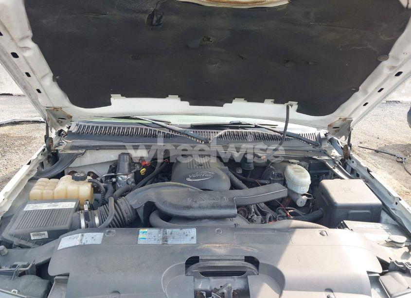 Photo 10 of 2003 Chevrolet Avalanche 1500 (VIN 3GNEC13T93G320904)