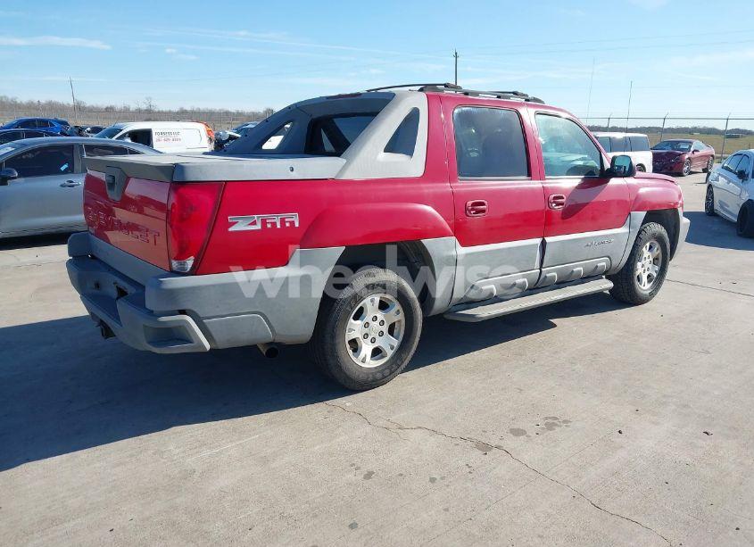 Photo 4 of 2002 Chevrolet Avalanche 1500 (VIN 3GNEC13TX2G177282)