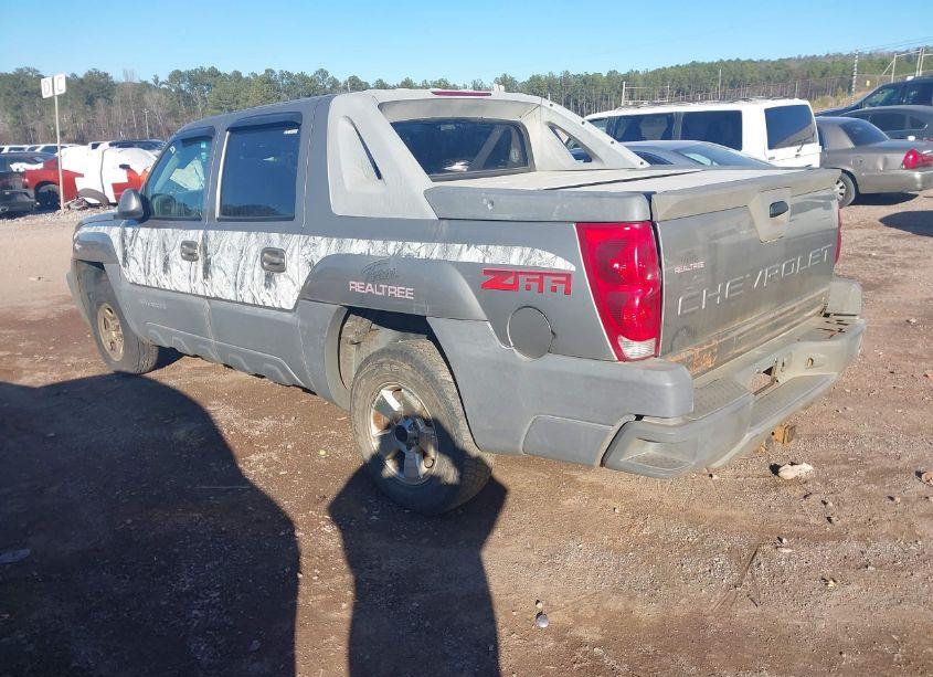 Photo 3 of 2002 Chevrolet Avalanche 1500 (VIN 3GNEC13TX2G314866)