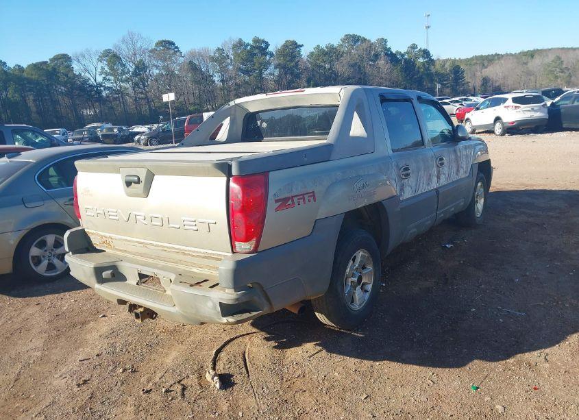 Photo 4 of 2002 Chevrolet Avalanche 1500 (VIN 3GNEC13TX2G314866)