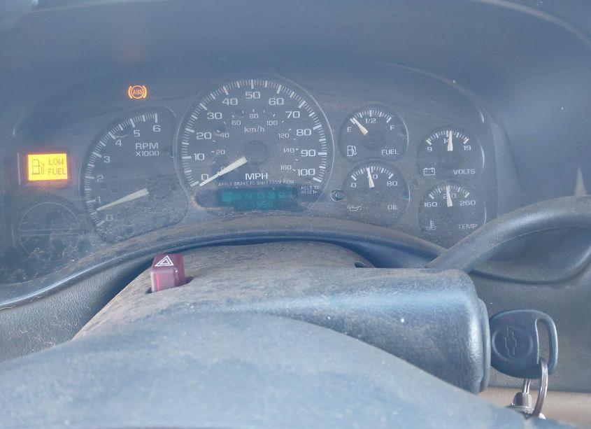 Photo 7 of 2002 Chevrolet Avalanche 1500 (VIN 3GNEC13TX2G314866)