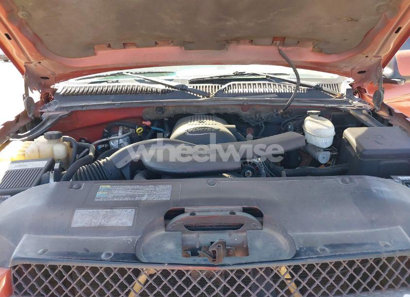 Photo 10 of 2003 Chevrolet Avalanche 1500 (VIN 3GNEC13TX3G136653)