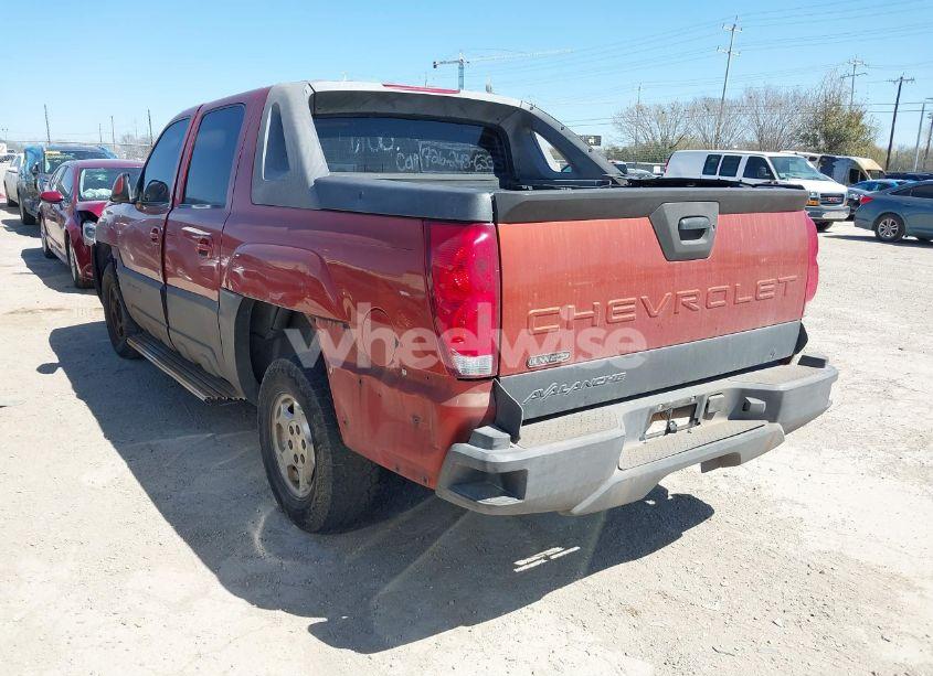 Photo 3 of 2003 Chevrolet Avalanche 1500 (VIN 3GNEC13TX3G136653)