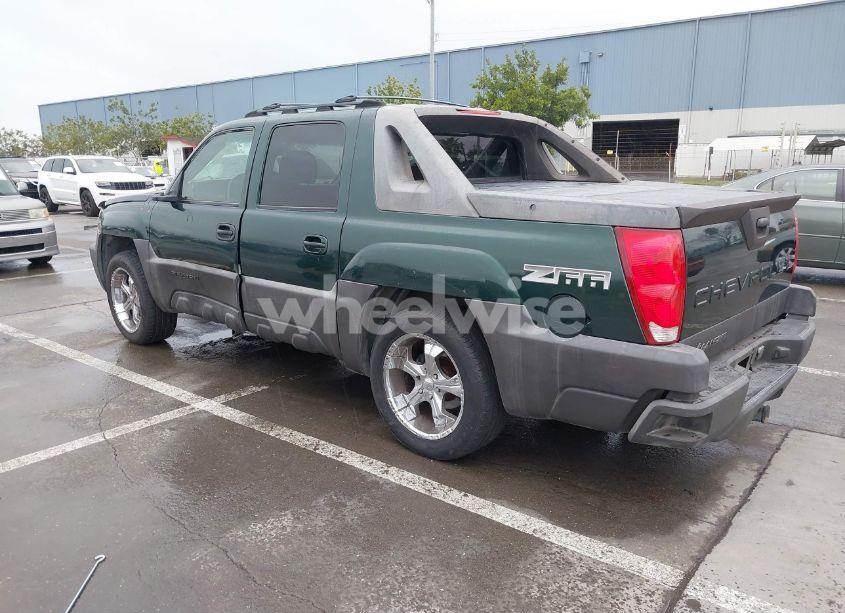 Photo 3 of 2003 Chevrolet Avalanche 1500 (VIN 3GNEC13TX3G216017)