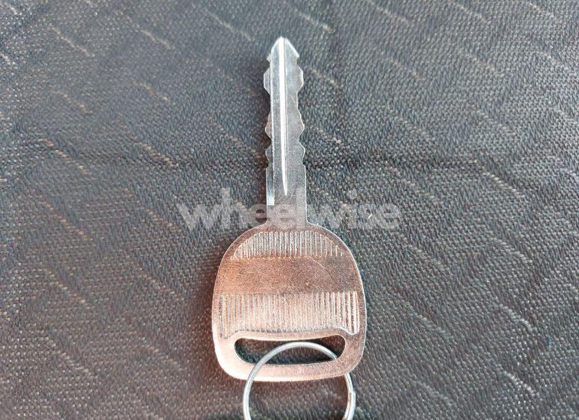 Photo 11 of 2003 Chevrolet Avalanche 1500 (VIN 3GNEC13TX3G288609)