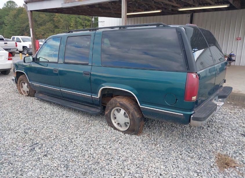 Photo 3 of 1997 Chevrolet Suburban 1500 (VIN 3GNEC16R6VG109145)