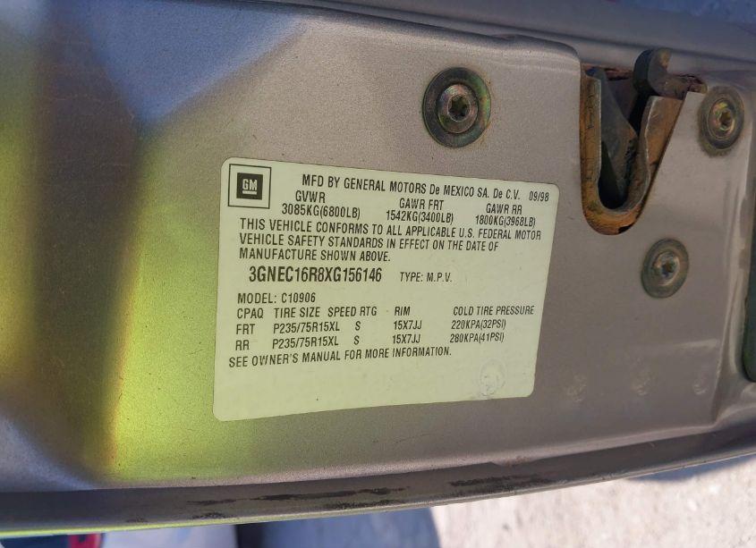 Photo 9 of 1999 Chevrolet Suburban 1500 LT (VIN 3GNEC16R8XG156146)