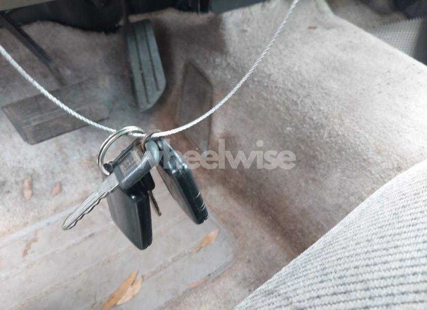 Photo 11 of 1996 Chevrolet Suburban C1500 (VIN 3GNEC16R9TG137633)