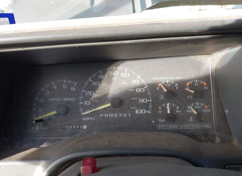 Photo 7 of 1997 Chevrolet Suburban 1500 (VIN 3GNEC16R9VG144567)