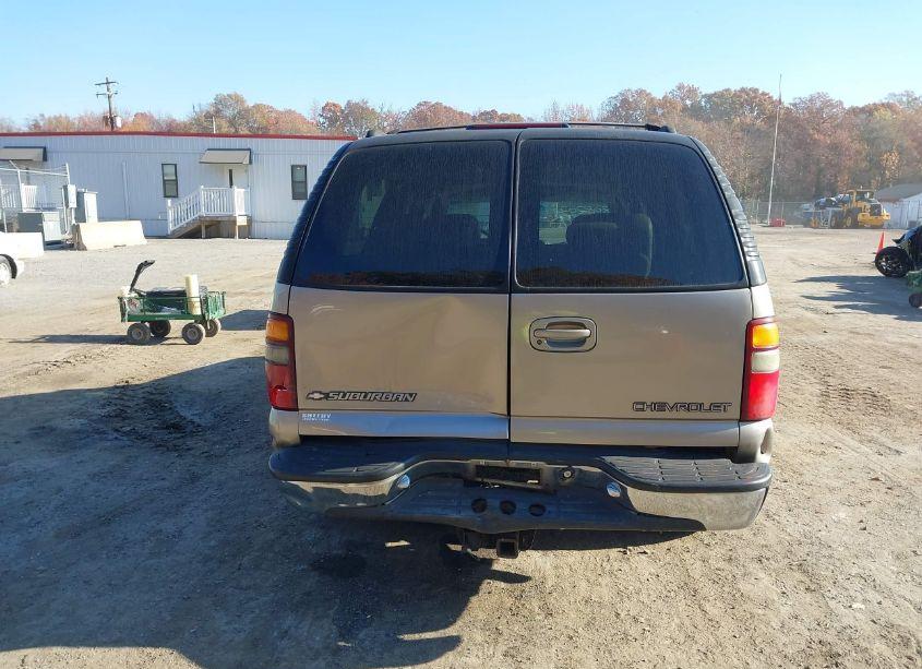 Photo 16 of 2001 Chevrolet Suburban LT (VIN 3GNEC16T01G178614)